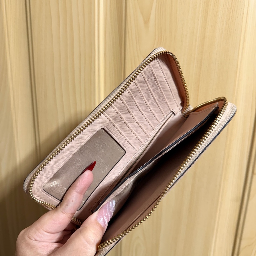 Michael Kors Blush Pink Wallet - Picture 7 of 7